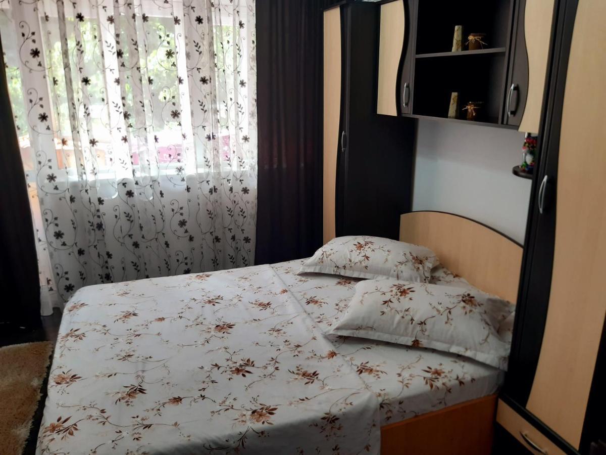 Apartament R&A Leilighet Orşova Eksteriør bilde