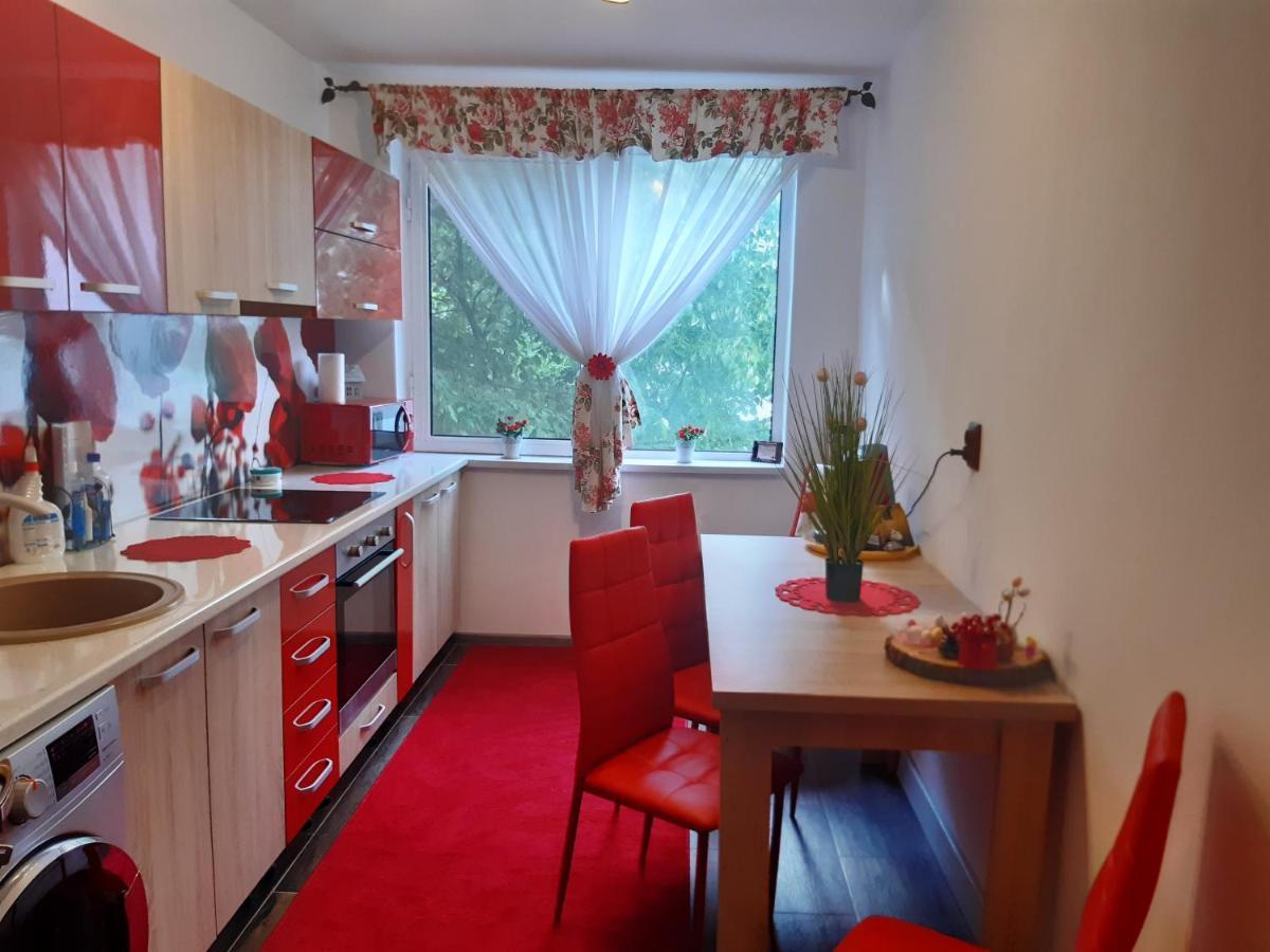 Apartament R&A Leilighet Orşova Eksteriør bilde